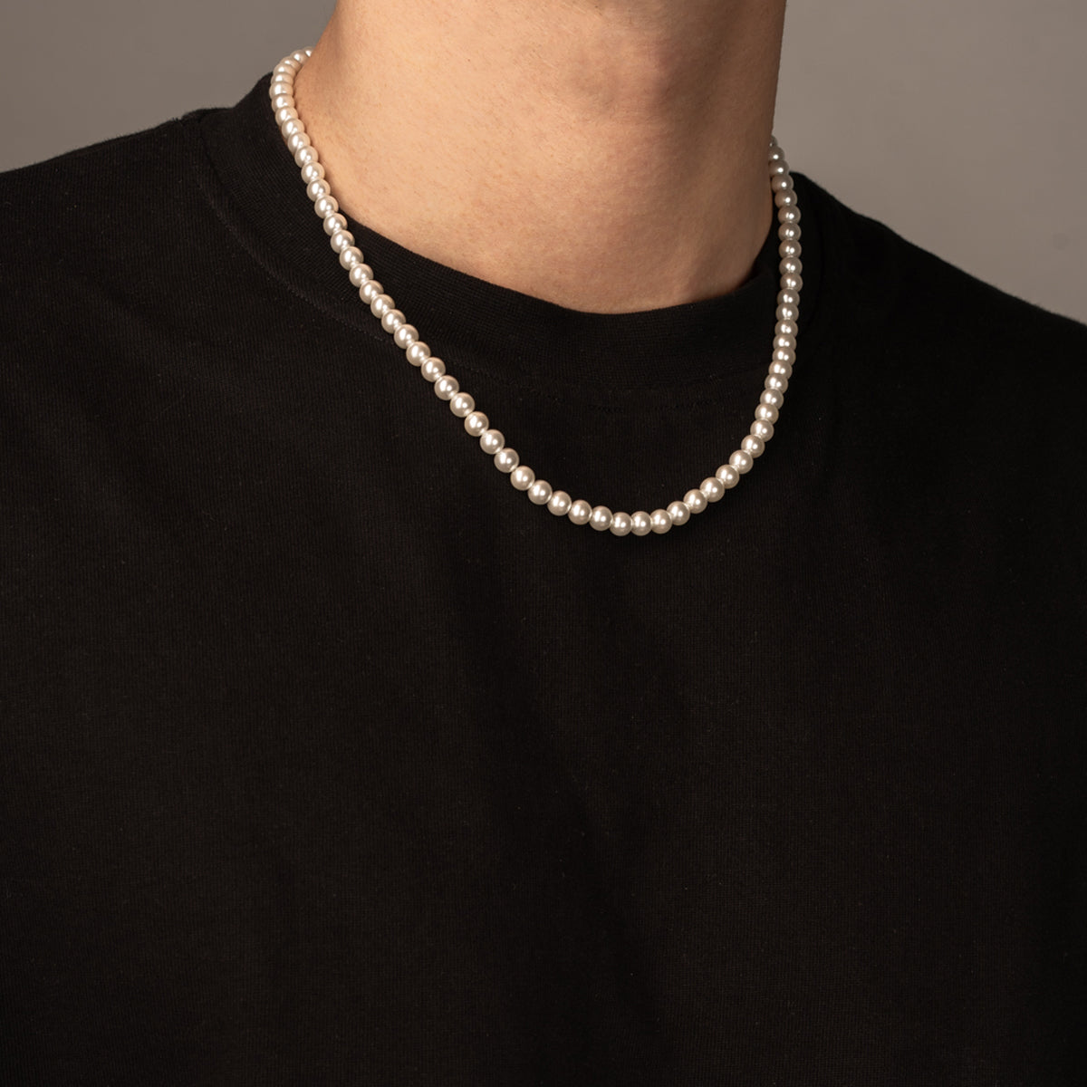 Classic Pearl Chain