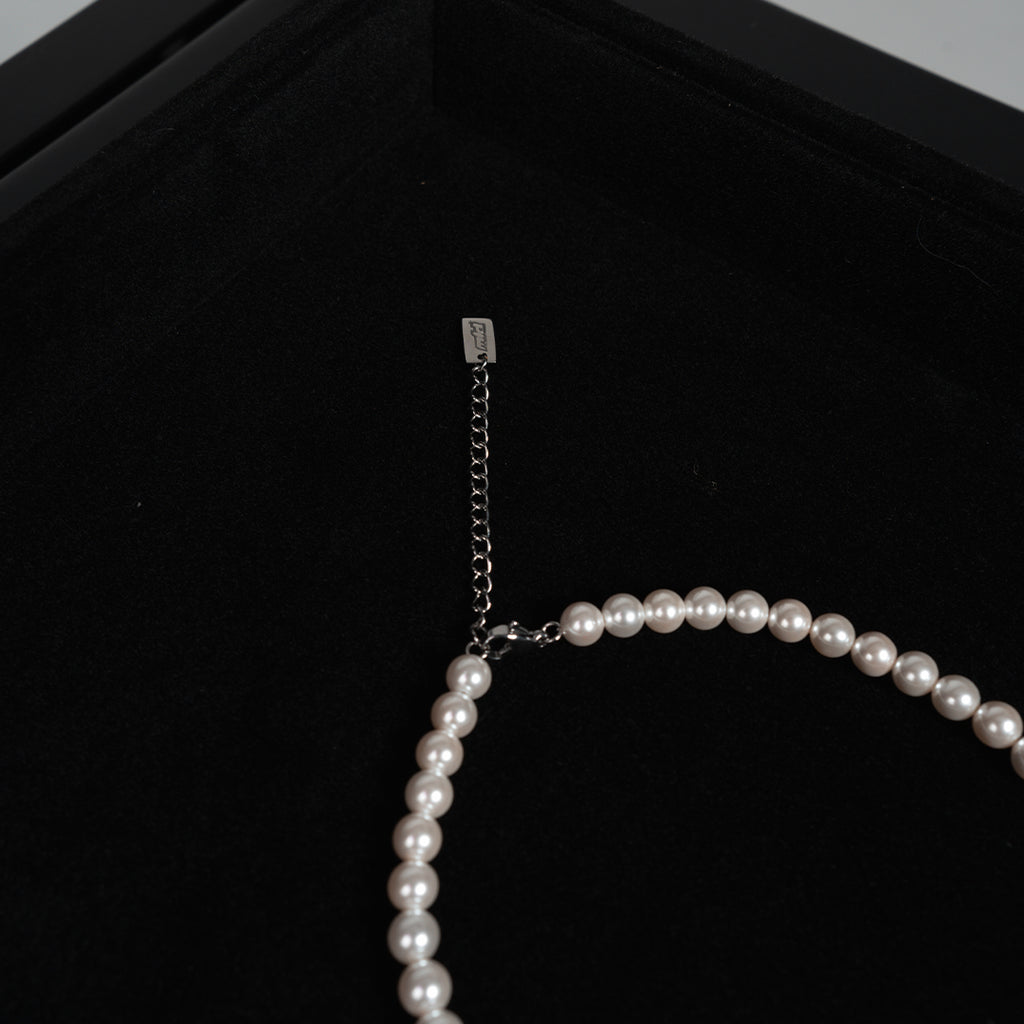 Classic Pearl Chain