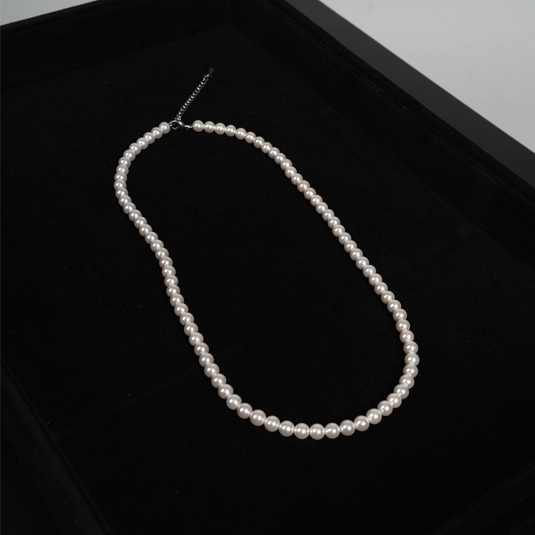 Classic Pearl Chain