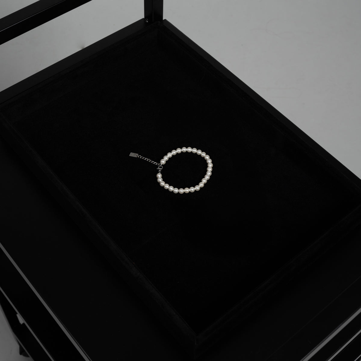 Classic Pearl Bracelet